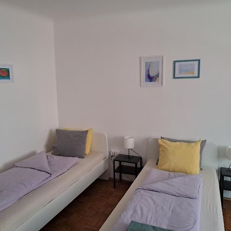 Pal'S Favoriten Apartment Wina Bagian luar foto