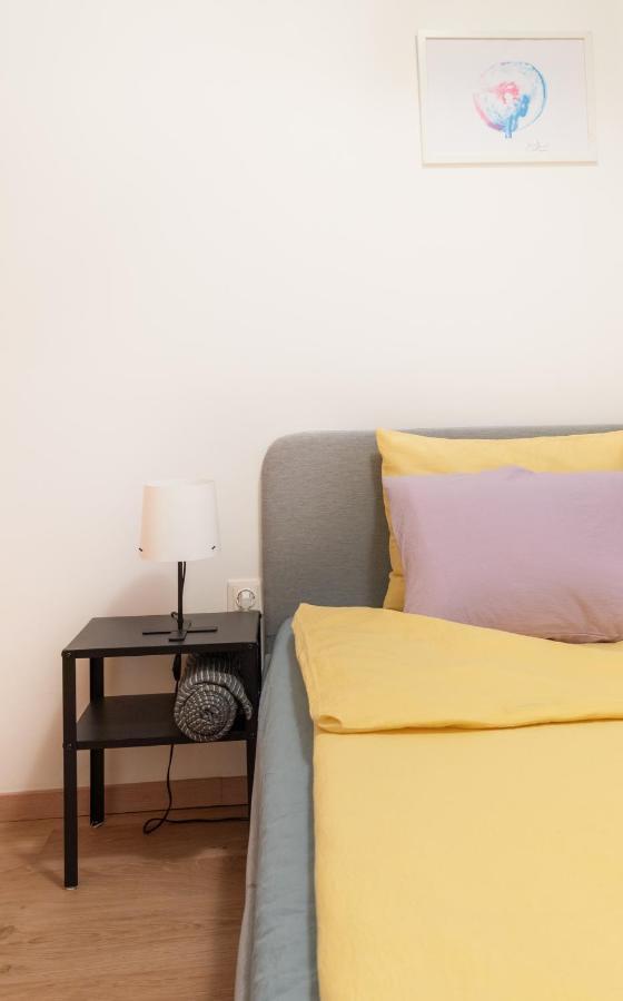 Pal'S Favoriten Apartment Wina Bagian luar foto