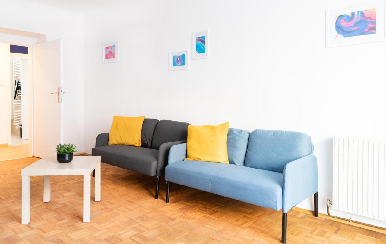 Pal'S Favoriten Apartment Wina Bagian luar foto