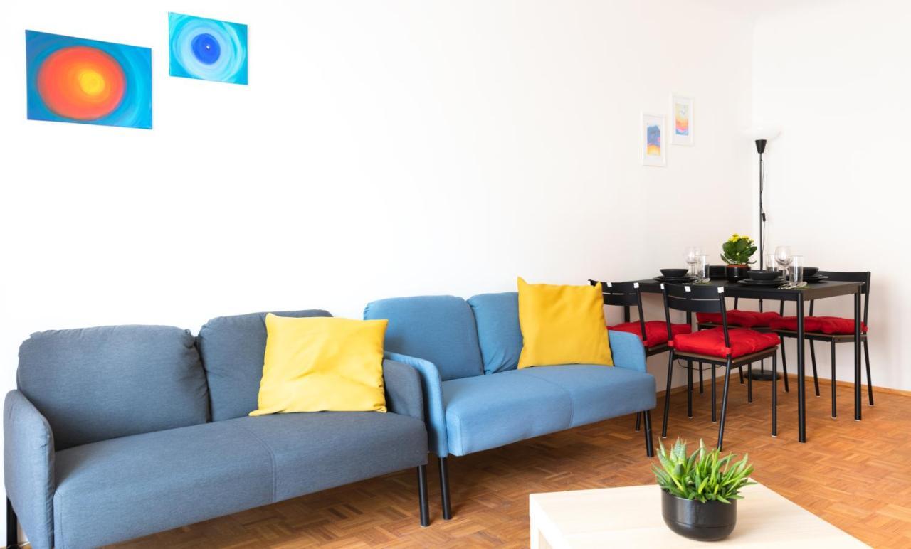 Pal'S Favoriten Apartment Wina Bagian luar foto