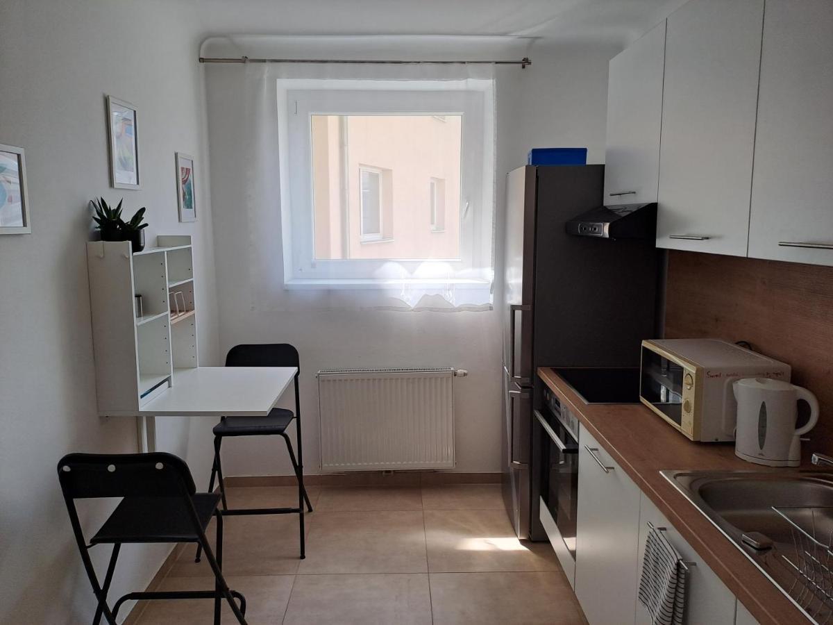 Pal'S Favoriten Apartment Wina Bagian luar foto